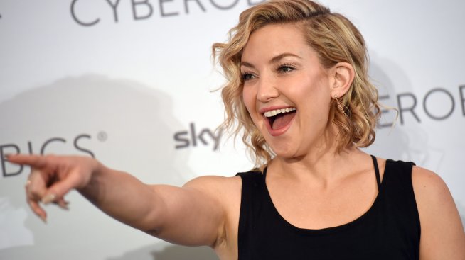 Йогалатес – тайната на Кейт Хъдсън за стегнат корем