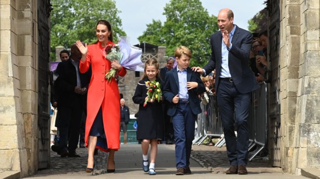 Уилям и Кейт напускат Лондон заради децата