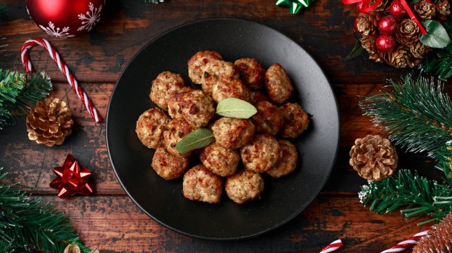 Рецепти за Коледа – кюфтетата с бекон и пармезан от филма „Коледна история“