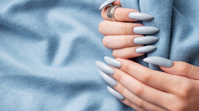 Каменни нокти – най-новата и интересна тенденция в маникюра