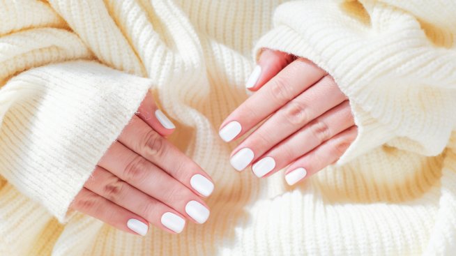 Ноктите на 2023 – 6 маникюра в стил ванилено момиче