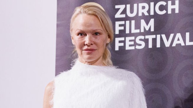 Бях в мъгла – Памела Андерсън разкри, че е страдала от депресия няколко десетилетия