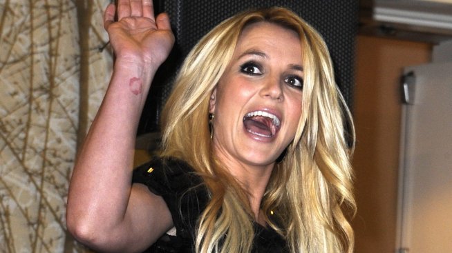 Бритни Спиърс със специален поздрав за рождения ден на баща ѝ 