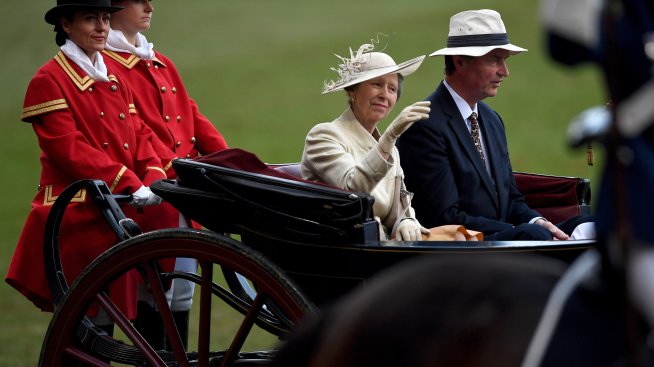 Принцеса Ан заменя принц Хари на важен пост