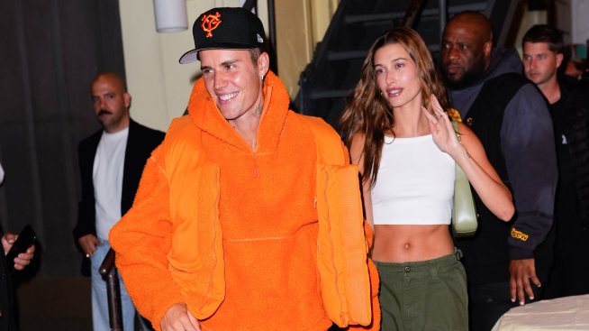 Джъстин и Хейли Бийбър с първи Хелоуин като тричленно семейство