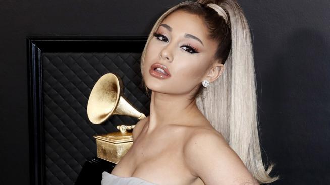 Ариана Гранде се сгоди