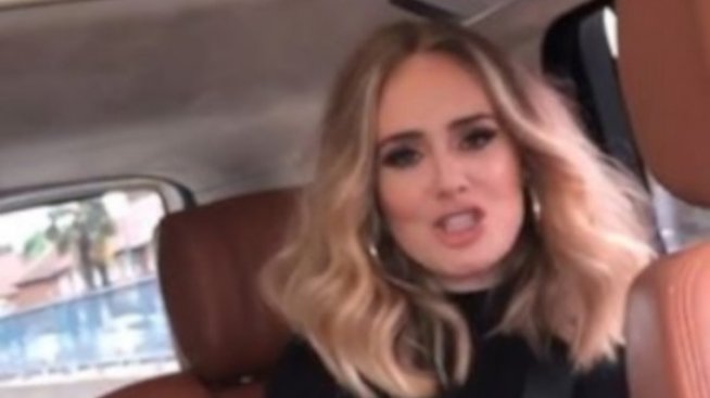 Адел – съвършено различна на рождения ден  на Drake