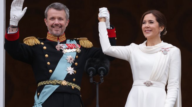 От Тасмания до датския трон: 10-те най-стилни тоалета на новата кралица Мери