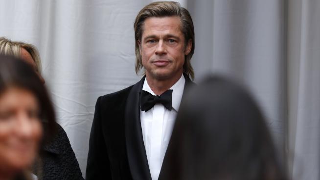 Брад Пит ще става отново татко? 