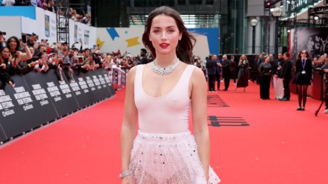 Защо Ана де Армас се разплакала по време на снимките на „Балерина“