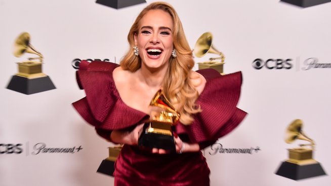 Адел призна, че е била алкохолик през голяма част от живота си