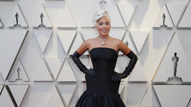 Бюти вдъхновение: Океанският цвят на косата на Лейди Гага