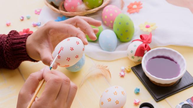 Боядисване на яйца – кои са безопасни за консумация по Великден? 
