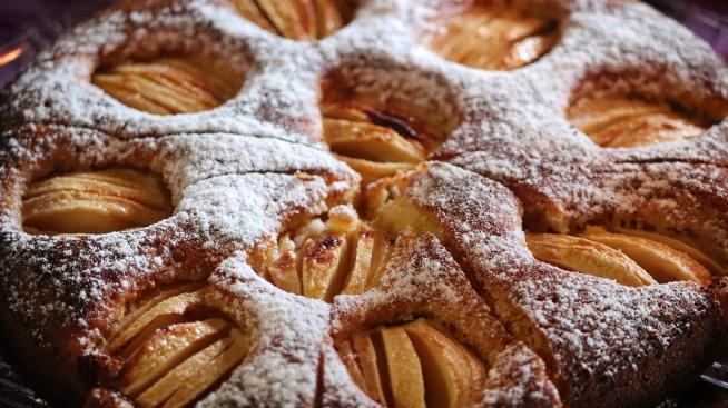 Как да приготвите: Бърз ябълков пай 