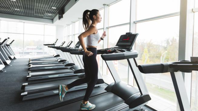 Бягаща пътека – колко време трябва да прекарвате на нея?