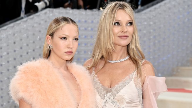 Кейт Мос и дъщеря ѝ Лила заснеха първата си съвместна корица за британския Vogue