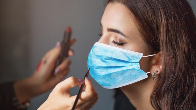 Грим по време на пандемия: Кои тенденции спряхме да следваме през 2020 година?