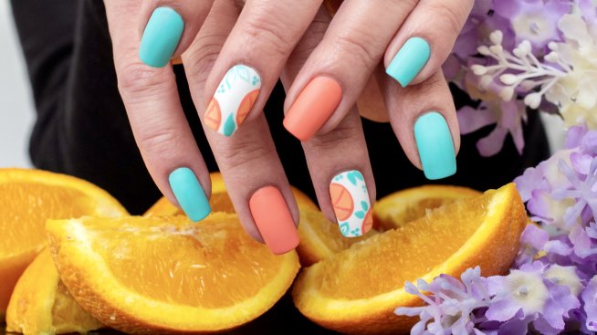 Летен маникюр - идеи за плодови нокти