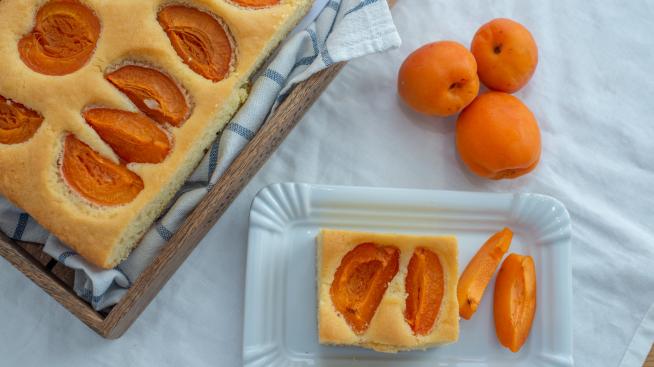 Сладкиш с кайсии – как да го приготвите?