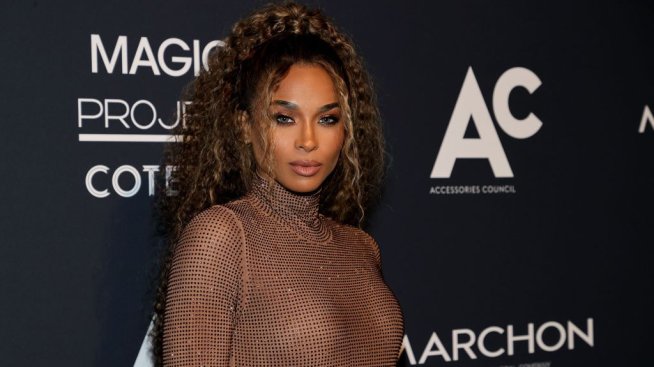 Есенна мода: Сиара, изглеждаш великолепно!