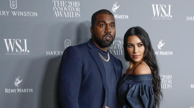 Ким Кардашян и Кание Уест тръгнаха на семейно пътуване с децата