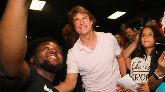 Уверен: Том Круз възлагал големи надежди на романса си с Елсина Хайрова