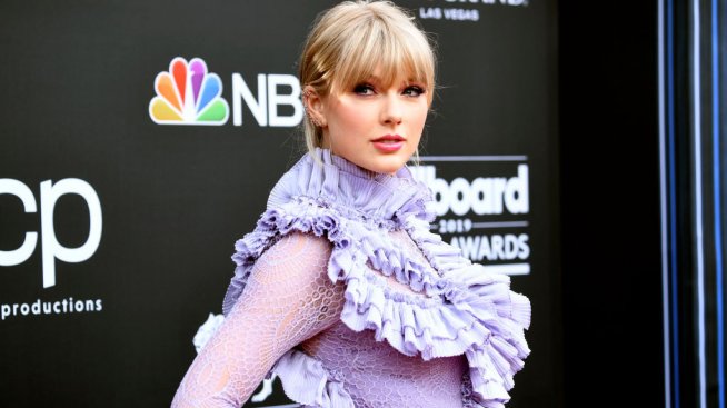 Тейлър Суифт за скандалите, омразата. Била е пред раздяла с музиката