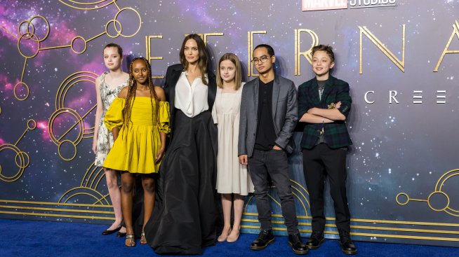 Шайло е отчаяна: Анджелина Джоли не ѝ дава да се вижда с Брад Пит