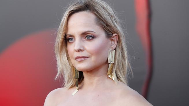 Актрисата Мена Сувари роди първата си рожба