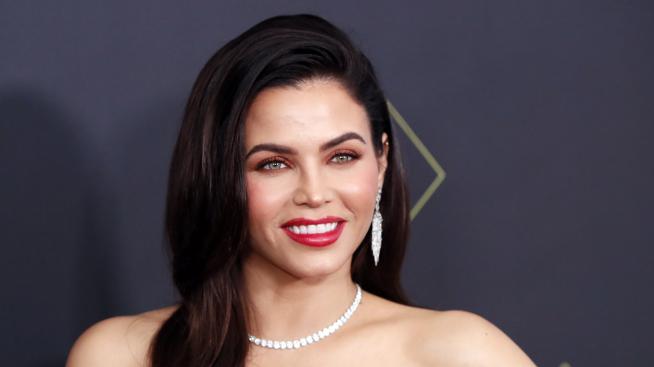 Фитнес вдъхновение: Джена Дюан и стегнатото ѝ тяло