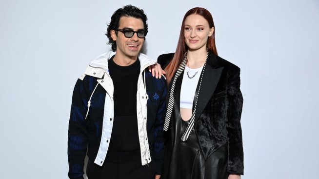 Софи Търнър и Джо Джонас започват срещи с медиатор в името на децата си