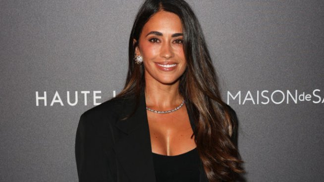 Съпругата на Лео Меси, Антонела, показа най-сексапилната си визия досега