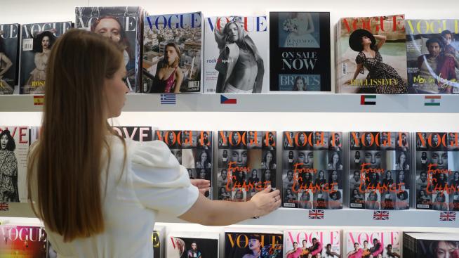 Италианския „Вог“ заменя снимките с рисунки