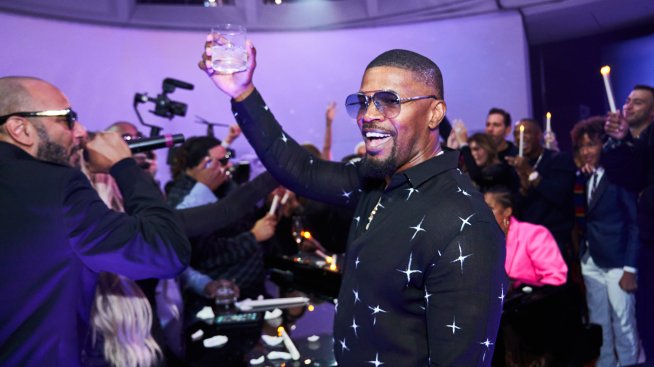 Джейми Фокс се възстановява след медицинско усложнение