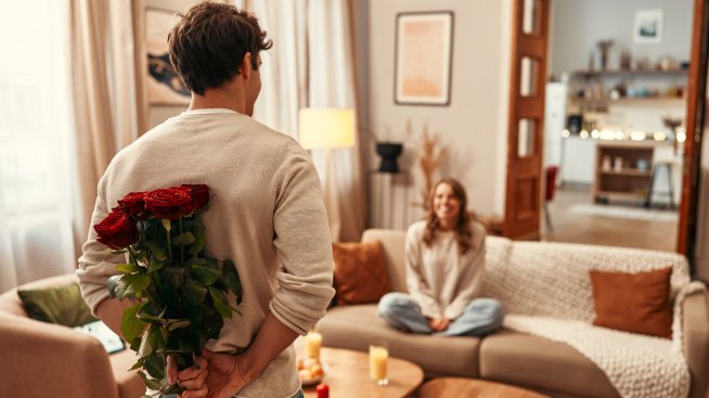 5 зодии, които са най-склонни да ви засипят с любов, внимание и подаръци