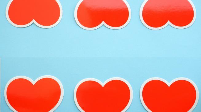 Кога да направите връзката си официална в социалните мрежи?