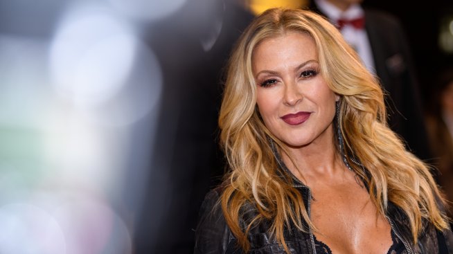 От изпитания до триумф: Анастейша празнува 57-ия си рожден ден с много музика и ново вдъхновение