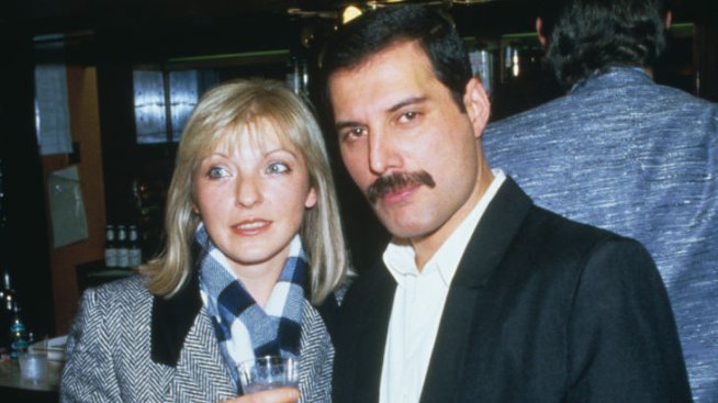 Какво се случва с живота на Мери Остин – бившата годеница на Фреди Меркюри и вдъхновението зад Love of My Life