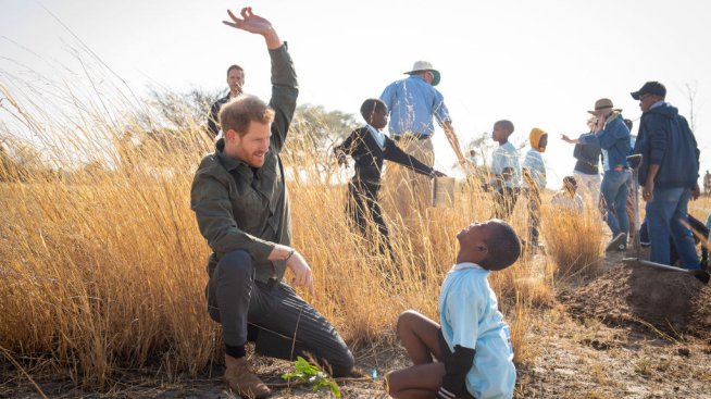 След обвинения в нарушаване на човешките права, принц Хари напусна благотворителна организация