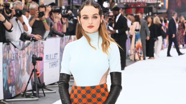 Джоуи Кинг: Всяка жена трябва да обръсне главата си поне веднъж