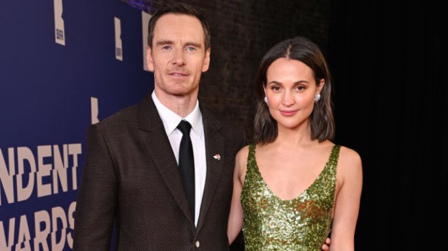 Алисия Викандер, Сърша Ронан и Мартин Фрийман блеснаха с половинките си на червения килим