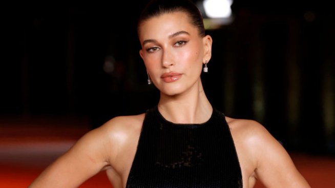 Хейли Бийбър си отдъхна след годежа на Селена Гомес