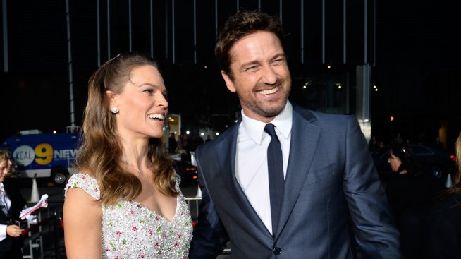 Джерард Бътлър за малко да убие Хилари Суонк на снимките на „P.S. Обичам те“