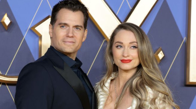 Запознайте се с четиримата снажни братя на Хенри Кавил – Пиърс, Ник, Саймън и Чарли 