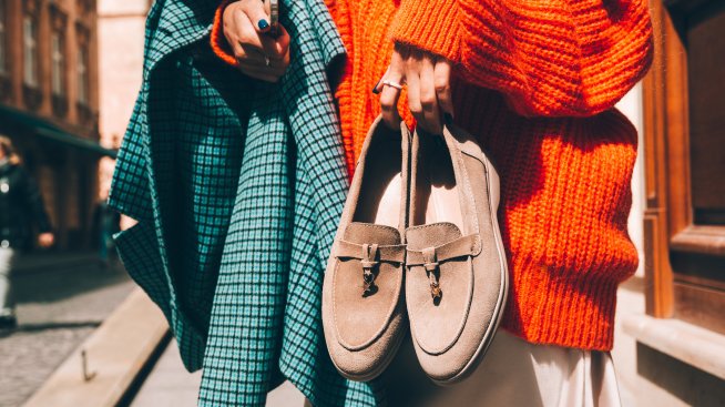 Стил и елегантност – Как да носим мокасини през есента