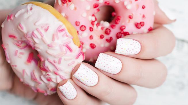 Как да заздравите ноктите си в домашни условия?