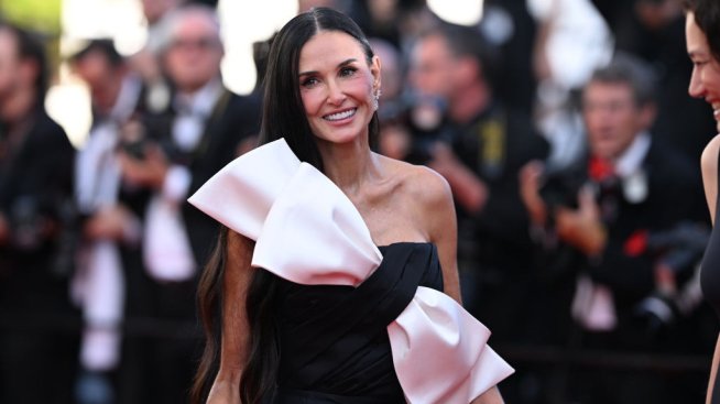 Деми Мур – уверена и щастлива в тялото си