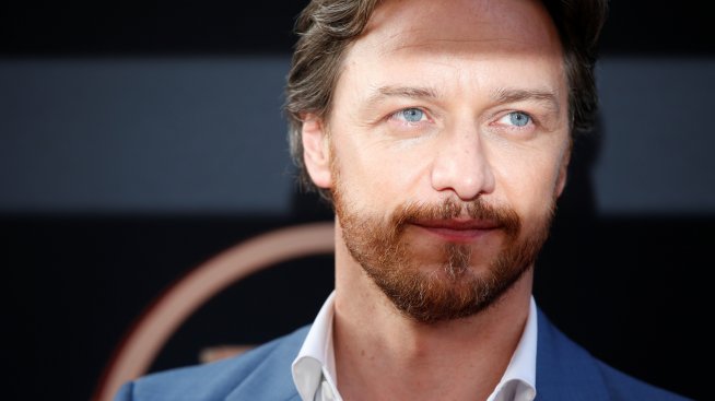 Джеймс Макавой с новата си съпруга на Хелоуин: Надявам се да сте щастливи като нас!