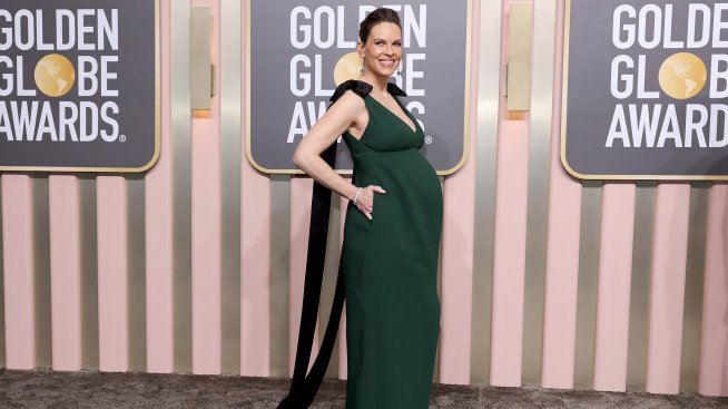 Хилари Суонк определи 2023 година за благословия заради раждането на близнаците си