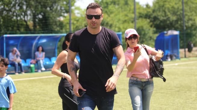 Семейна идилия: Димитър Бербатов на море с децата